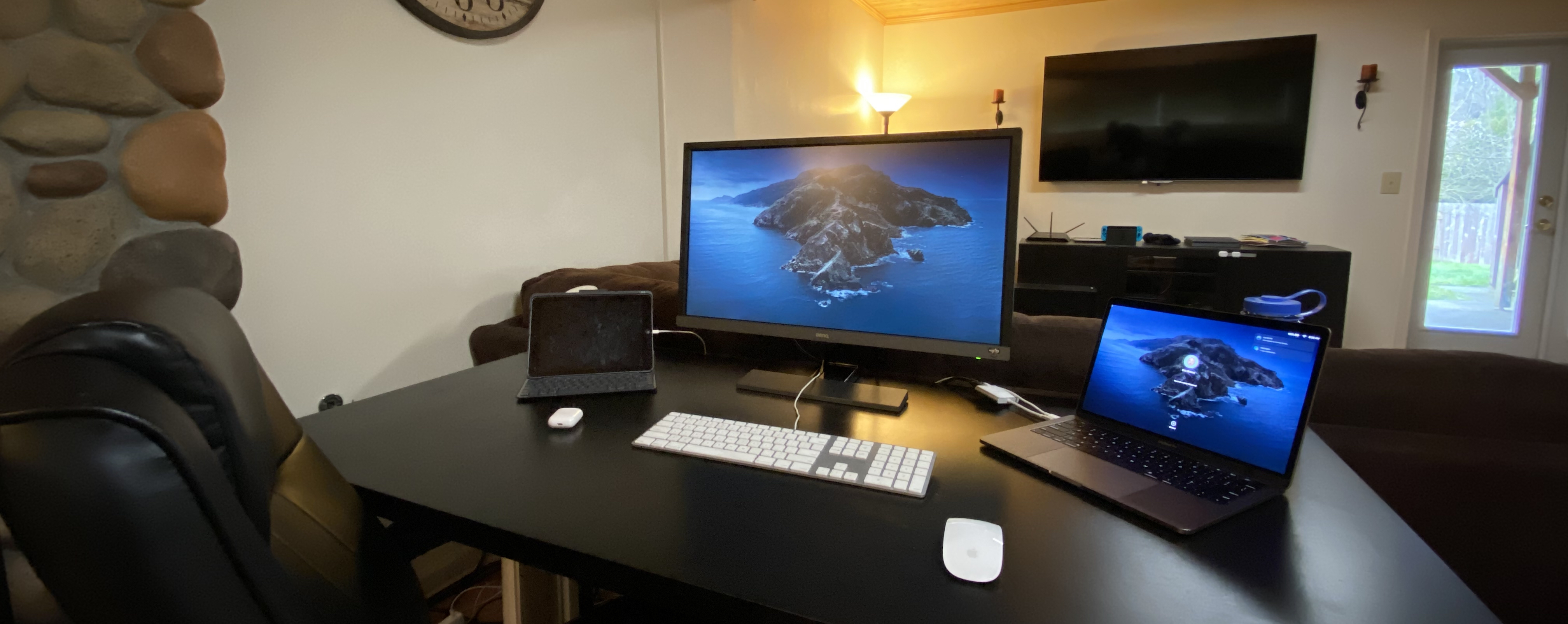 Eric Brown\u0027s home office desk setup