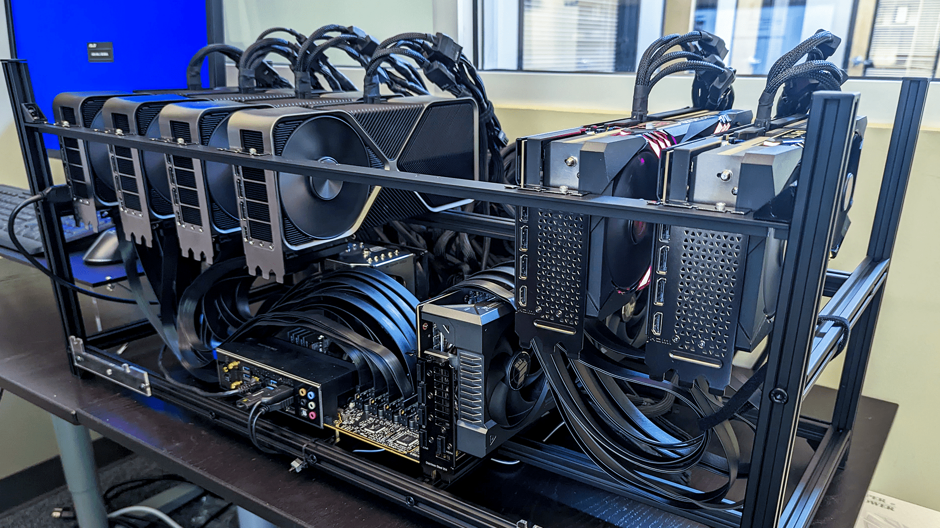 Angled photo of 1-7x NVIDIA GeForce RTX 4090 in mining rack